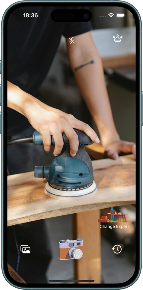 Wood Identifier photo mode scanning a wooden board